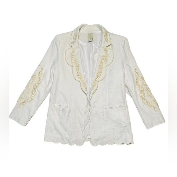 Joie Jackets & Blazers - Joie White/Ivory Linen Blend Blazer w/Cream Embroidery Scallop Edges Small